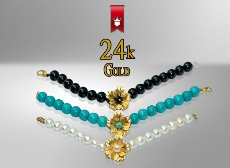 تخفیف ۴۹ درصدی دستبندهای سنگ با گل طلا